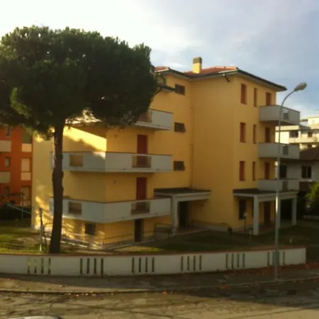 Amanda Appartamenti Trilocali Aparthotel Lido Adriano