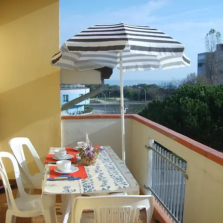 Amanda Trilocali Apartmanhotel Lido Adriano