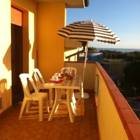 Apartmanhotel Amanda Trilocali Lido Adriano